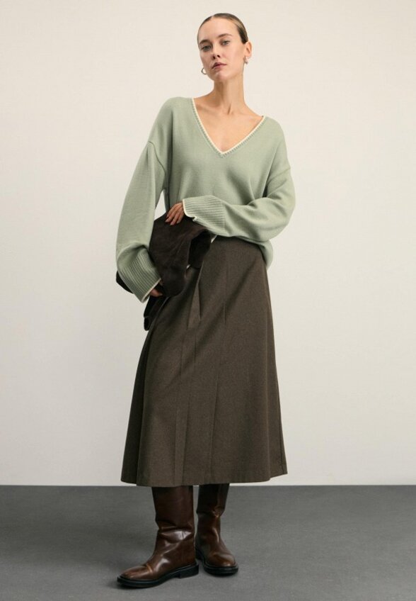 Пуловер Zarina