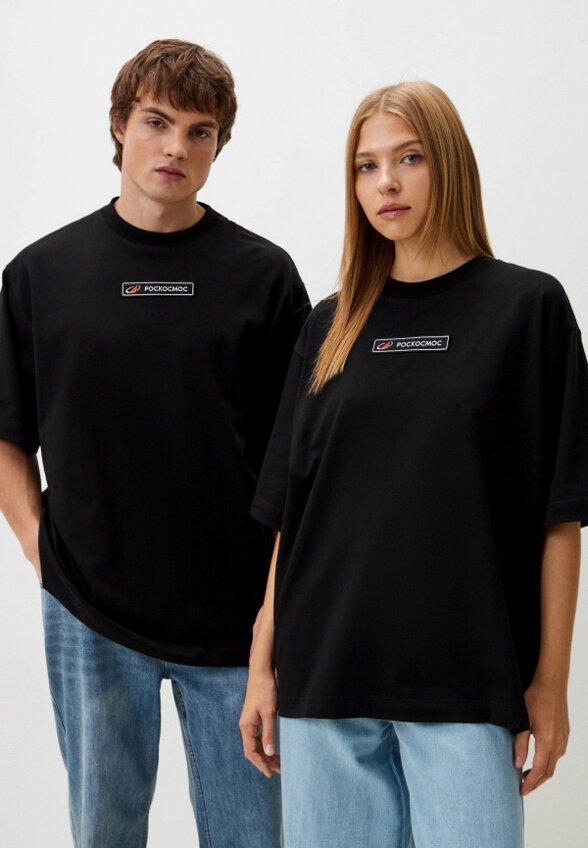 Футболка DNK