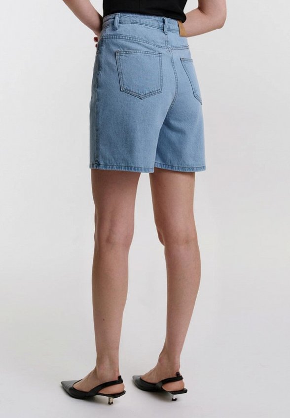 Шорты джинсовые Daisyknit