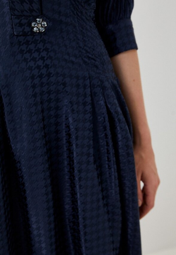 Платье MadaM T