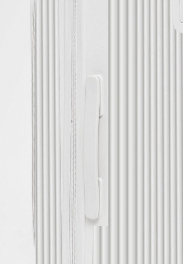 Чемодан Feelway