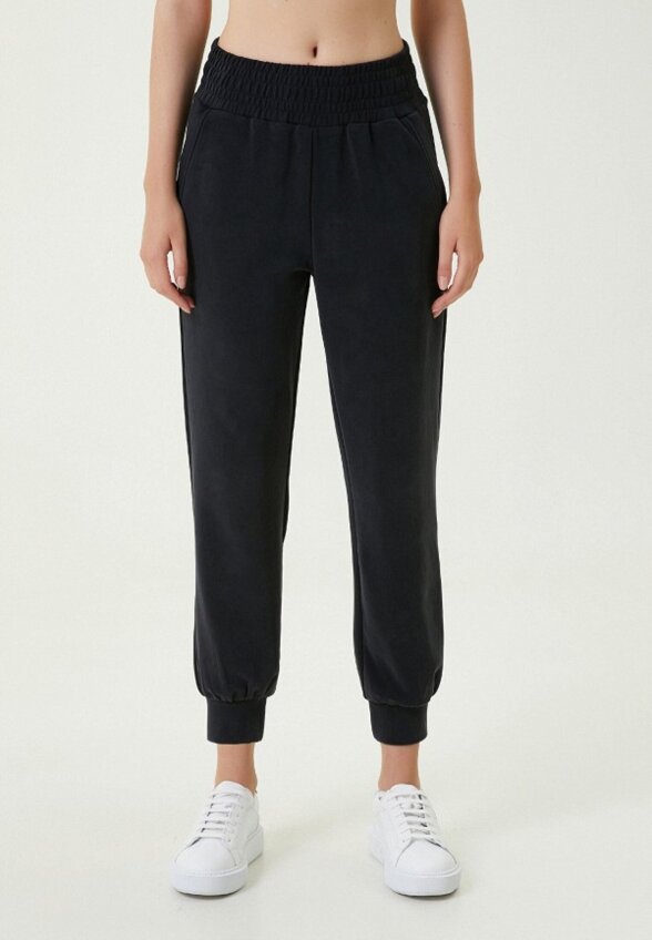 Брюки спортивные Club