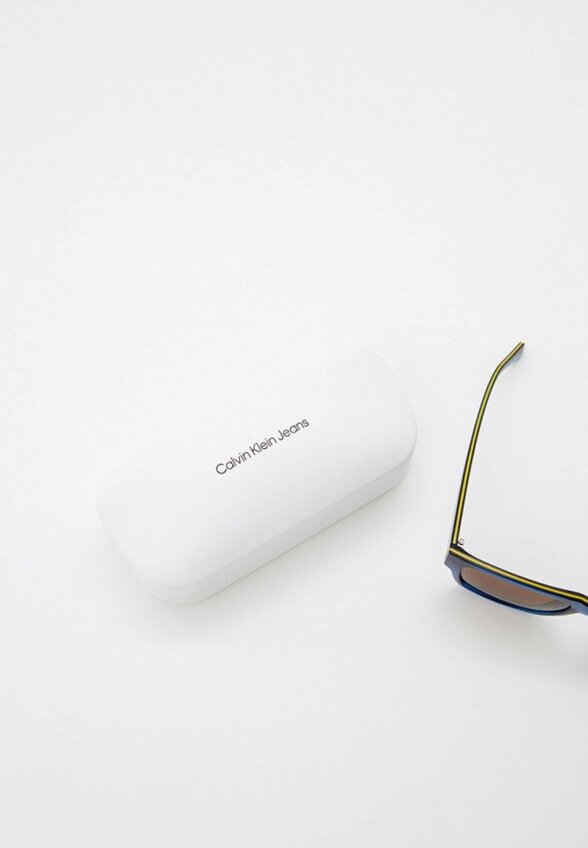 Очки солнцезащитные Calvin Klein Jeans