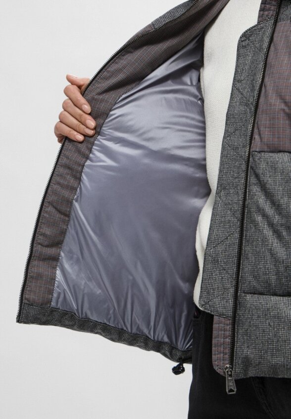 Пуховик GJO.E