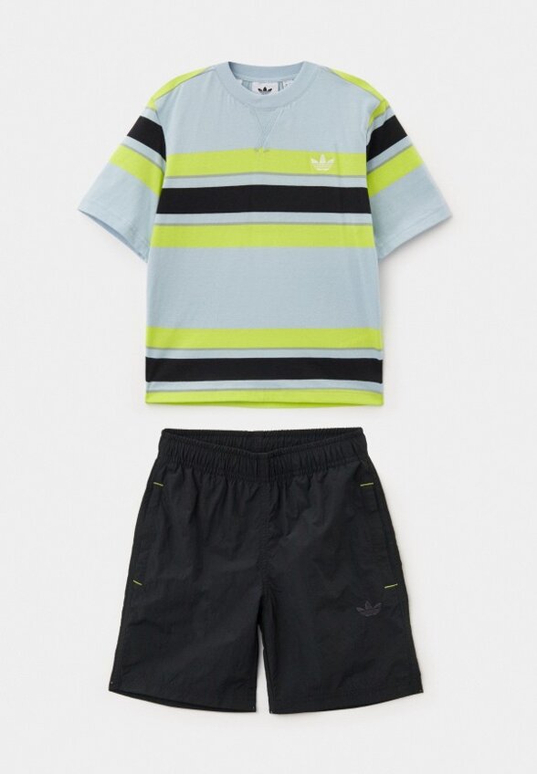 Футболка и шорты adidas Originals