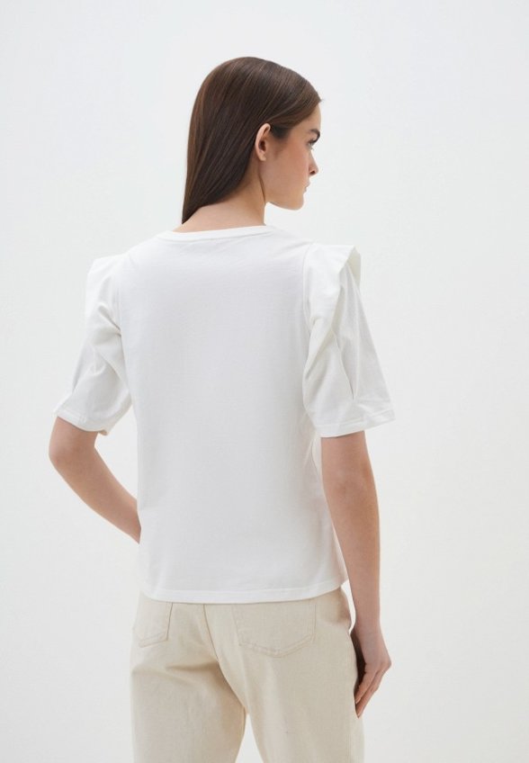 Футболка и колье Baon