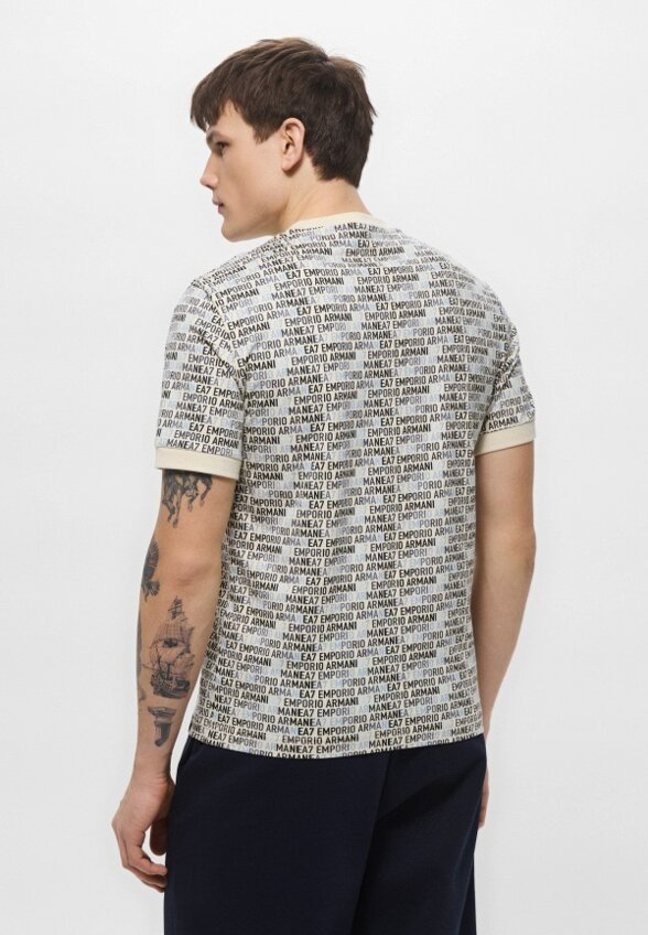 Футболка EA7