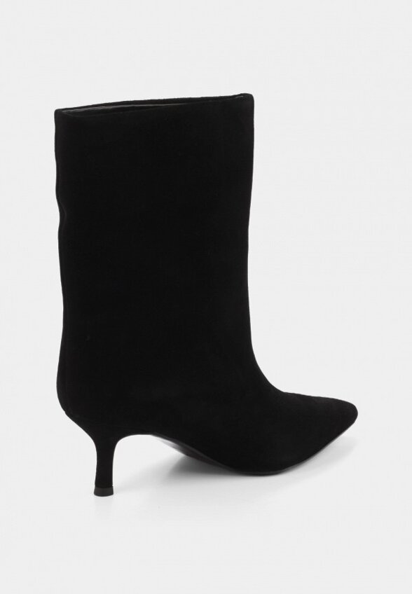 Полусапоги Vivian Royal