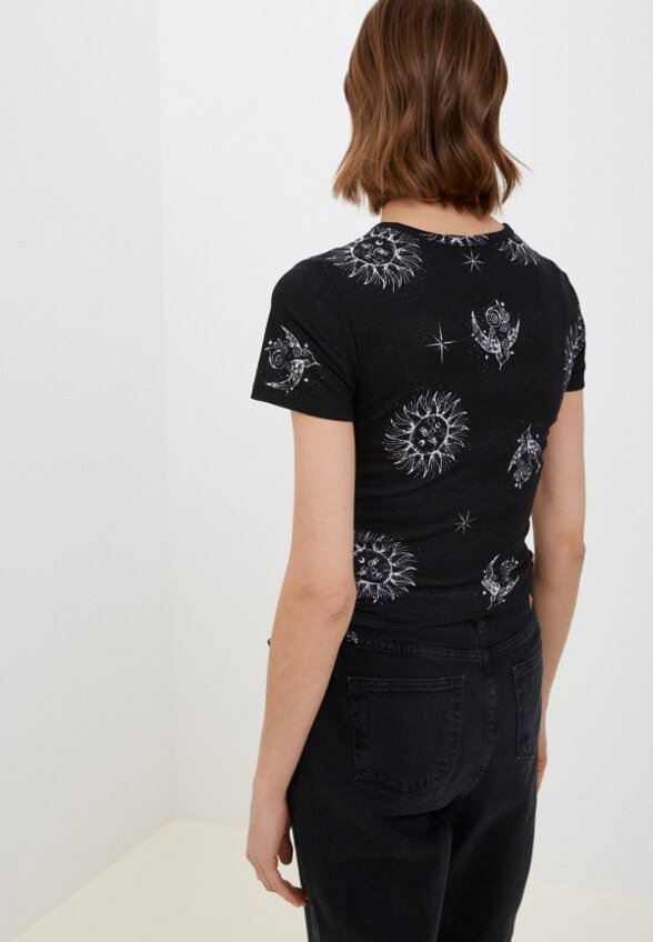 Футболка Colin's