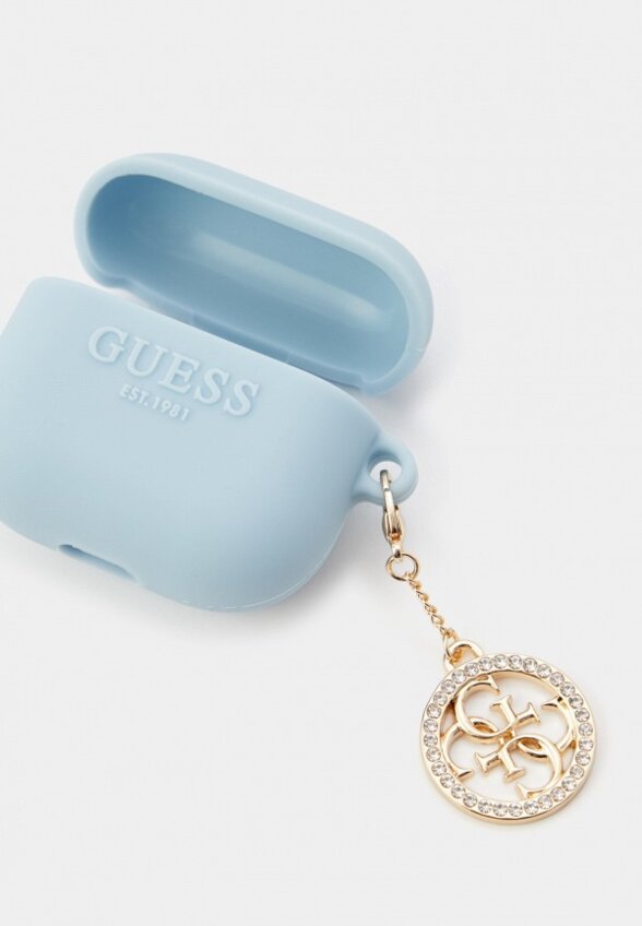 Чехол для наушников Guess