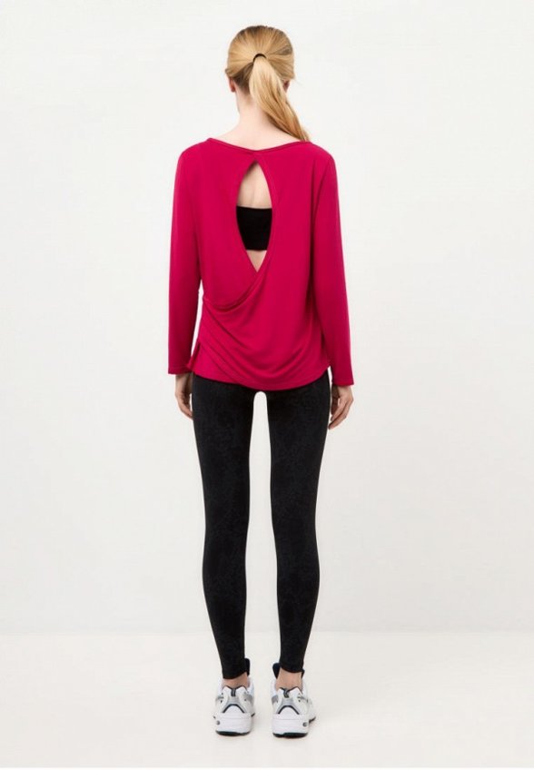 Лонгслив спортивный Fitbomb