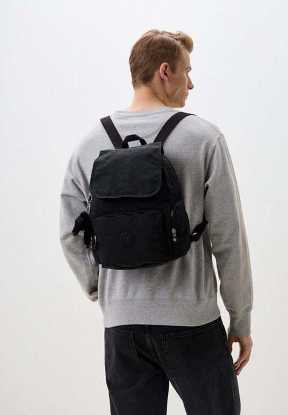 Рюкзак и брелок Kipling