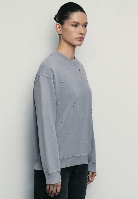 Свитшот Zarina