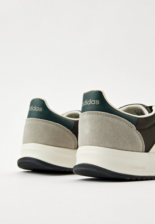 Кроссовки adidas