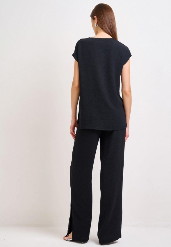 Костюм La selva