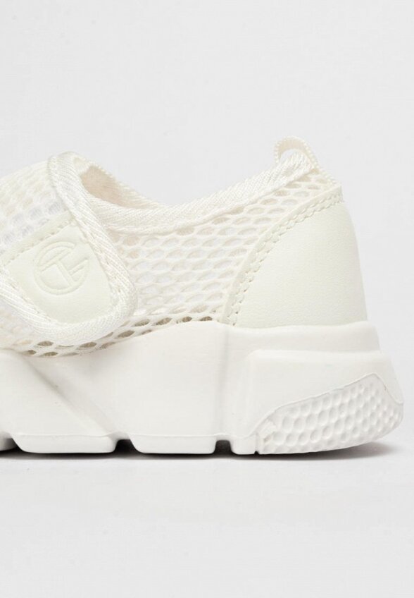 Кроссовки Tikkago