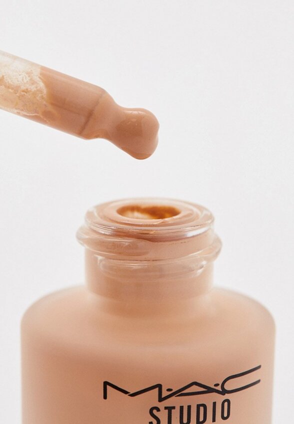 Тональная основа MAC