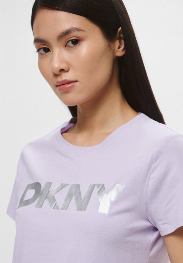 Футболка DKNY