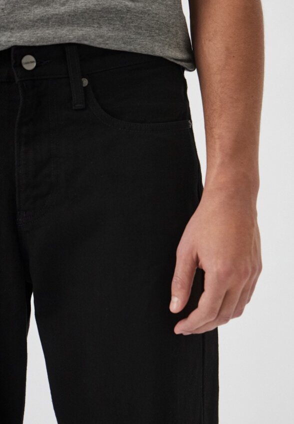 Джинсы Calvin Klein