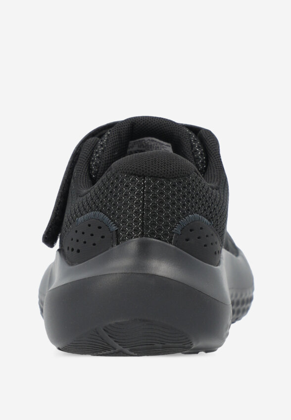 Кроссовки детские Under Armour BPS Surge 4 AC, Черный