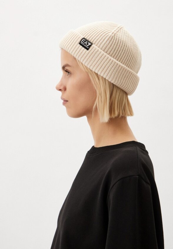 Шапка EA7