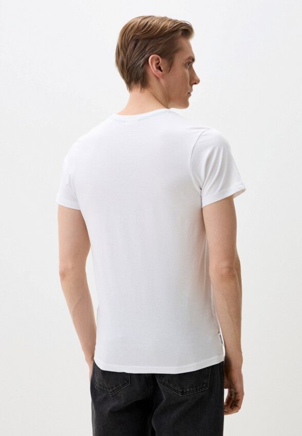 Футболка Deeluxe