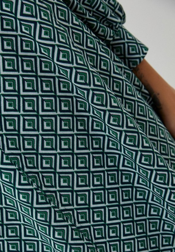 Платье MadaM T