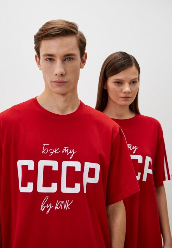 Футболка DNK