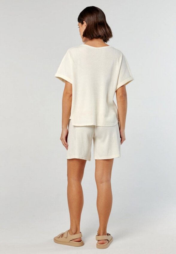 Шорты Lezzarine