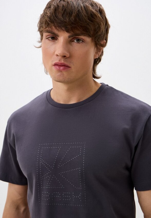 Футболка BASK