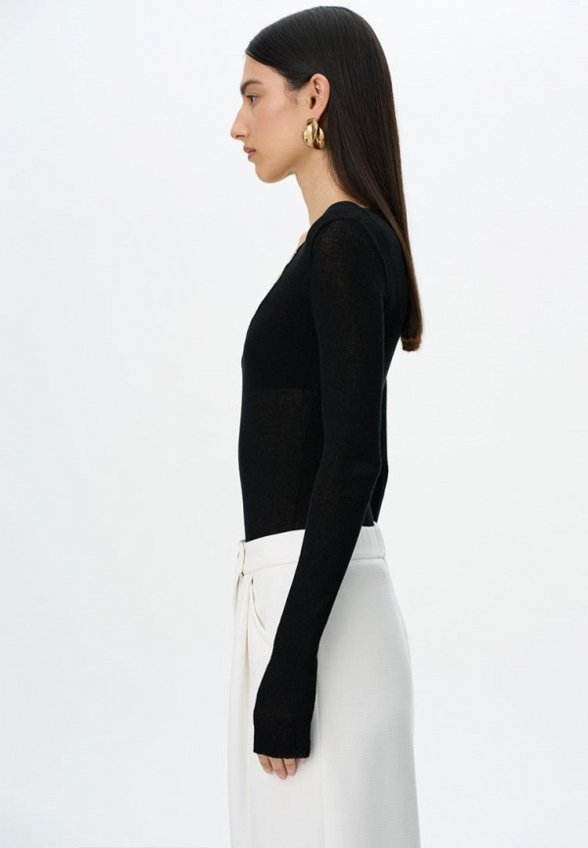 Пуловер Brusnika