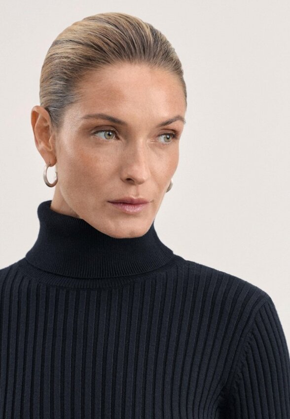 Водолазка Zarina