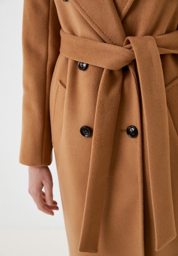 Пальто двубортное Almarosa