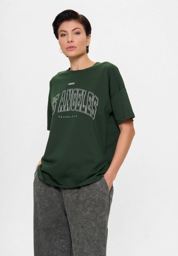 Футболка Neverlate