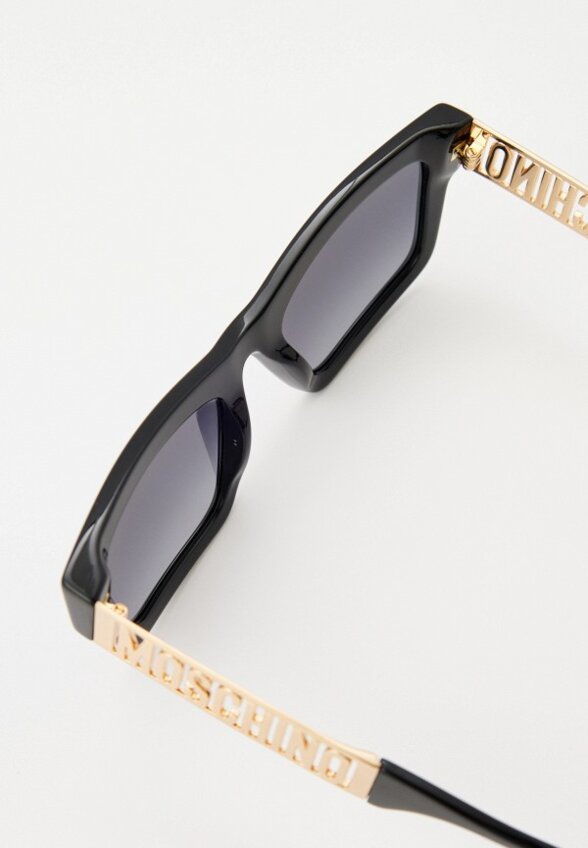 Очки солнцезащитные Moschino