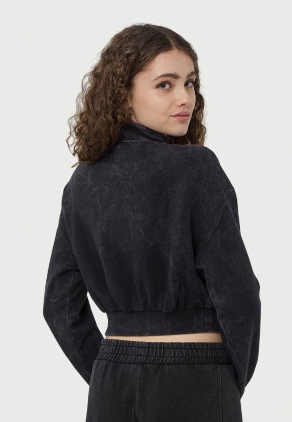 Олимпийка Terranova