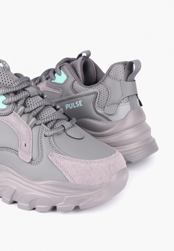 Кроссовки Pulse