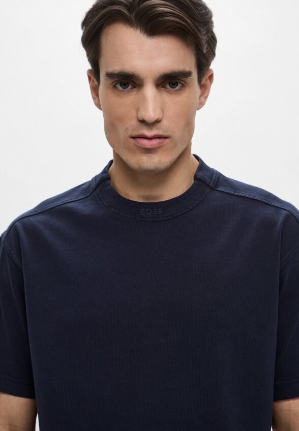 Футболка Boss