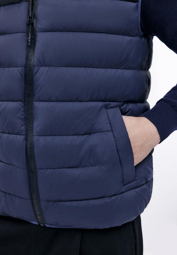 Жилет утепленный Baon