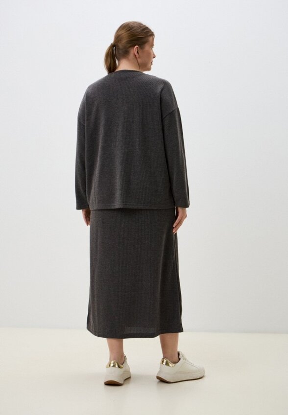 Платье и джемпер Chic de Femme