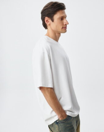Базовая футболка MAX OVERSIZE FIT мужчинам