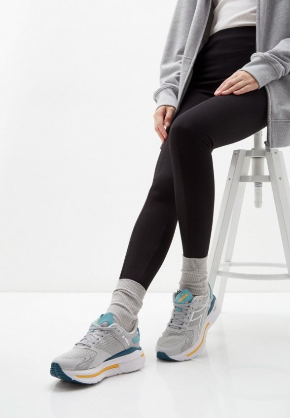 Кроссовки Diadora