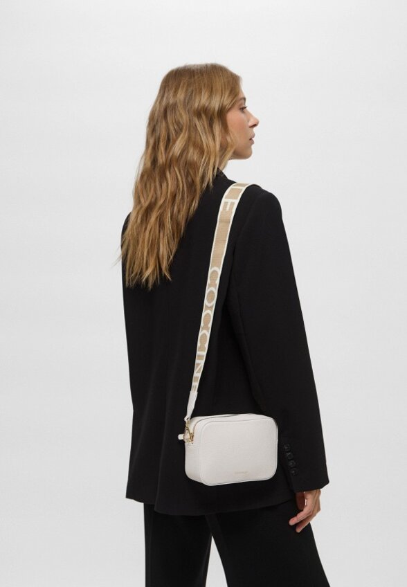 Сумка Coccinelle