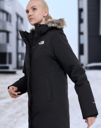 Пуховик женский The North Face Arctic, Черный женщинам