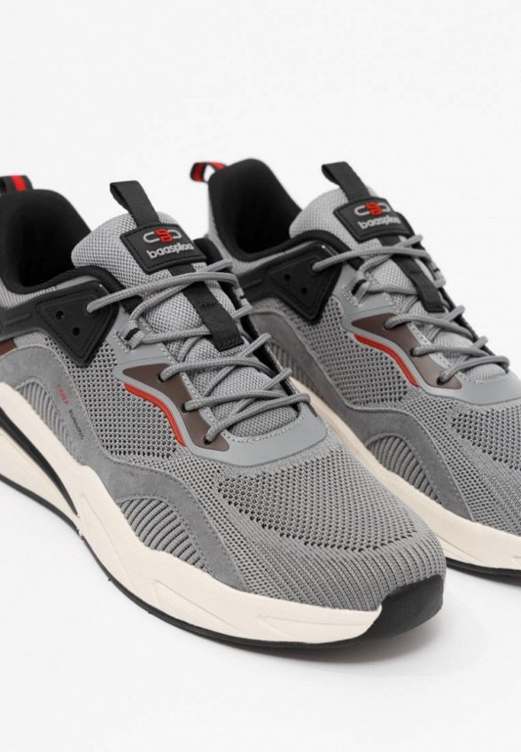 Кроссовки Baasploa