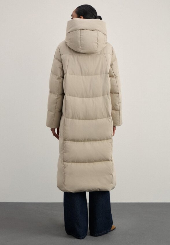 Пуховик Zarina