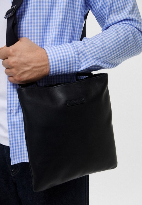 Сумка Cerruti 1881