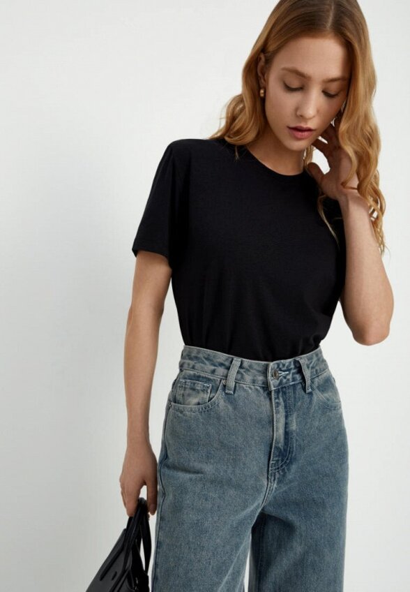 Футболка Finn Flare