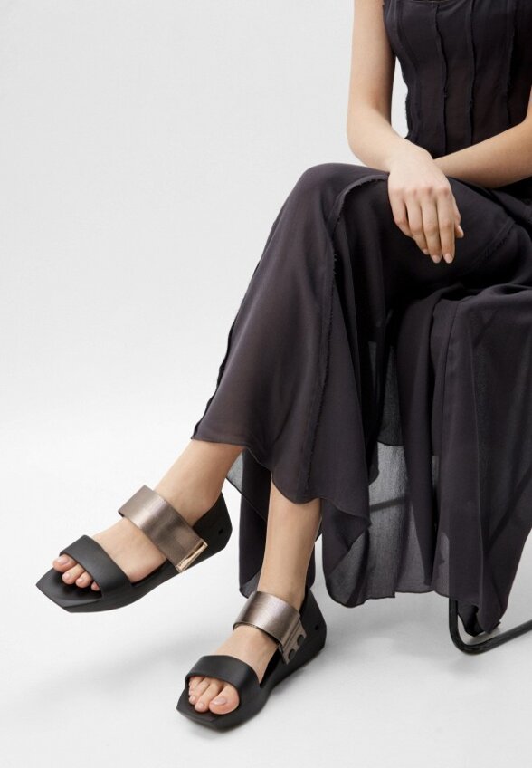 Сандалии United Nude