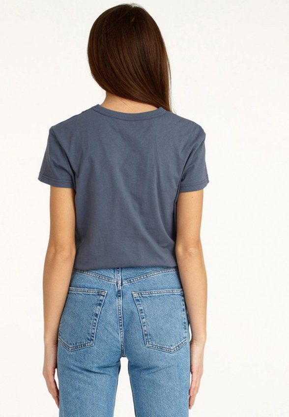 Футболка Апрель